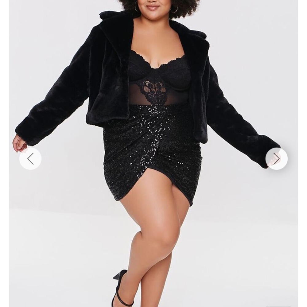 Plus Size Sequin Mini Skirt